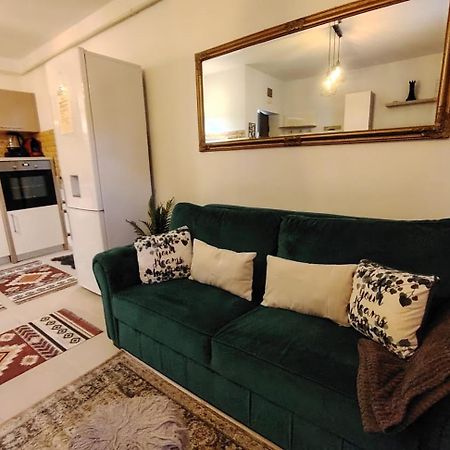 Charm 2 Palas Apartment Iasi Exterior photo