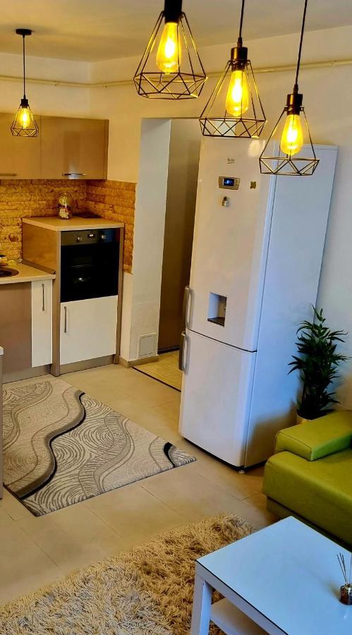 Charm 2 Palas Apartment Iasi Exterior photo